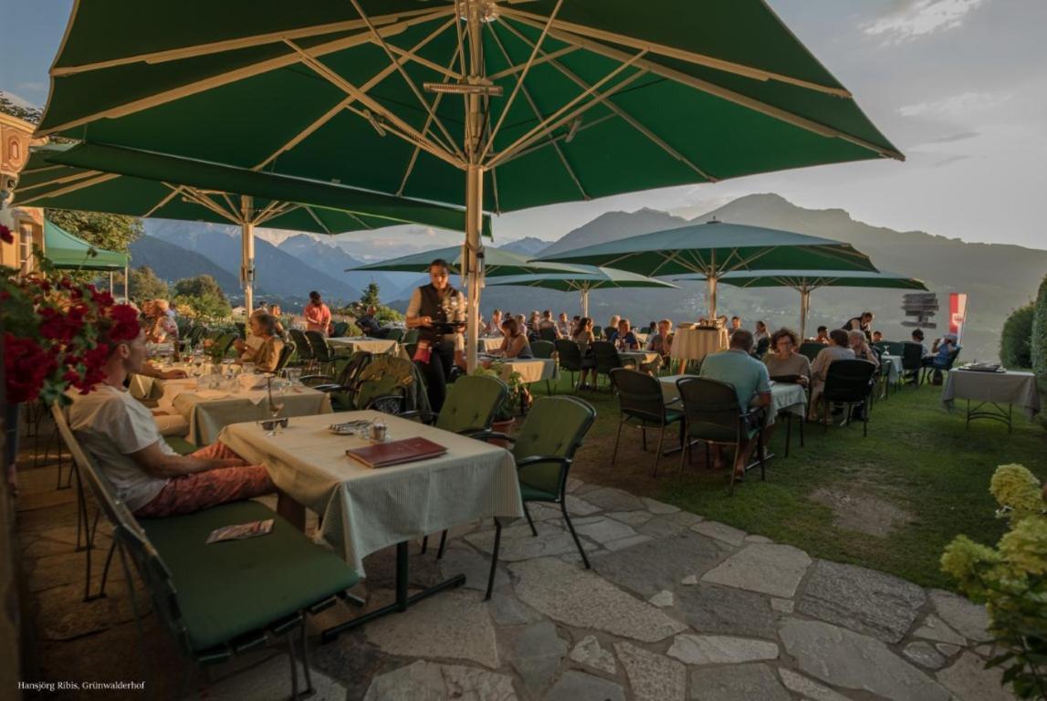 Hotel Grünwalderhof Patsch Dış mekan fotoğraf
